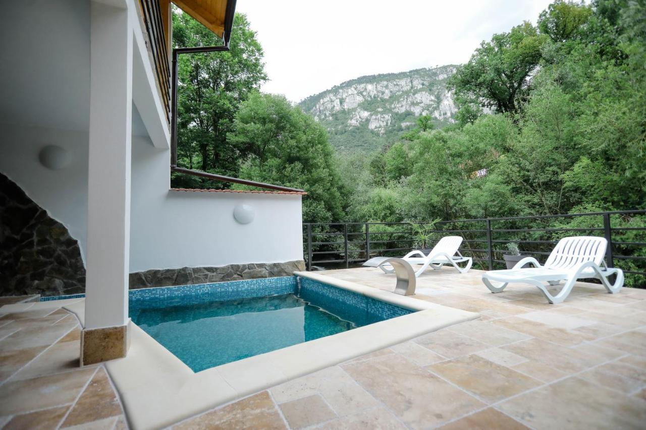 ホテル Casa Marica Băile Herculane エクステリア 写真